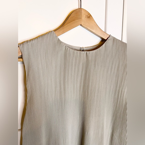 NWT H&M flowy blouse - Picture 6 of 7